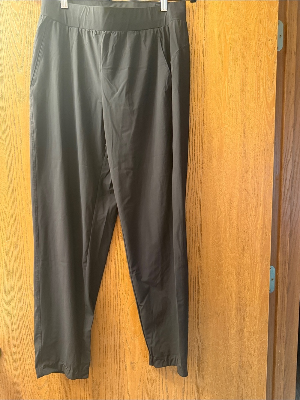 STYLUS Black Women's Track Jogger Pants